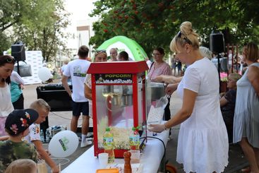 Dziś świętujemy 30-lecie Radia ZW razem z naszymi słuchaczami!