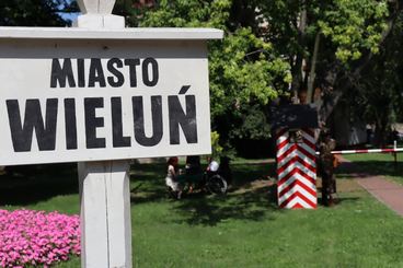 Wieluń: Trwa piknik historyczny z okazji 85-lecia powstania Batalionów Obrony Narodowej 