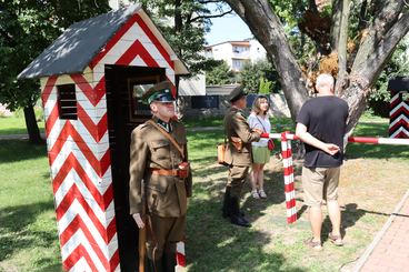 Wieluń: Trwa piknik historyczny z okazji 85-lecia powstania Batalionów Obrony Narodowej 