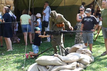 Wieluń: Trwa piknik historyczny z okazji 85-lecia powstania Batalionów Obrony Narodowej 
