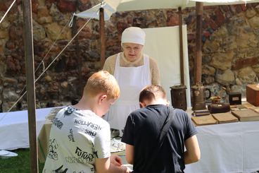 Wieluń: Trwa piknik historyczny z okazji 85-lecia powstania Batalionów Obrony Narodowej 