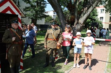 Wieluń: Trwa piknik historyczny z okazji 85-lecia powstania Batalionów Obrony Narodowej 