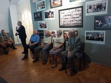 Wieluńscy harcerze spotkali się w muzeum z kombatantami, świadkami wojennej historii miasta