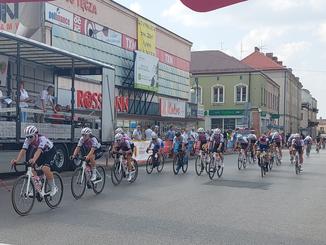 Wieluńscy kolarze punktowali u siebie