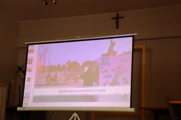 Fundacja Wspierania Rozwoju Dzieci i Rodzin „Bursztynek” zaprosiła na spotkanie z ekspertką od partycypacji. Niebawem warsztaty dla mieszkańców