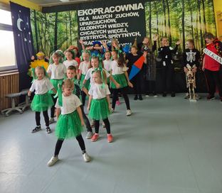 „Pierwiastek przygody” – uroczyste otwarcie ekopracowni w Szkole Podstawowej w Skrzynnie