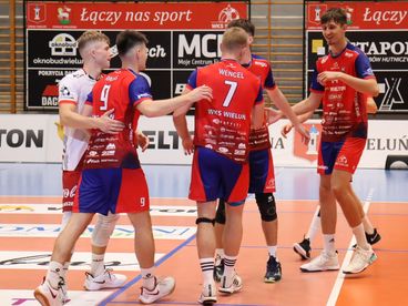 Udana inauguracja siatkarzy WKS-u