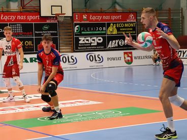 Udana inauguracja siatkarzy WKS-u