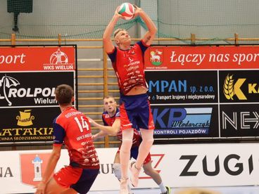Udana inauguracja siatkarzy WKS-u