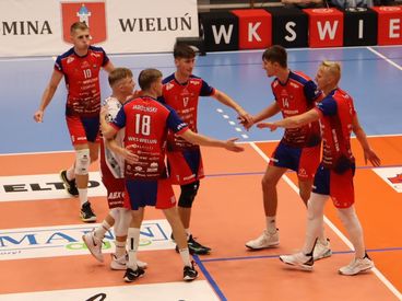 Udana inauguracja siatkarzy WKS-u