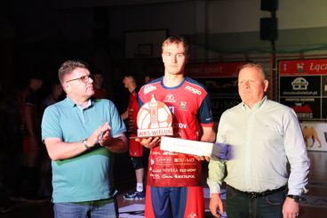 Udana inauguracja siatkarzy WKS-u