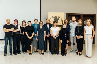 Uroczystość rozdania międzynarodowych certyfikatów Cambridge English w Black Horse w Wieluniu