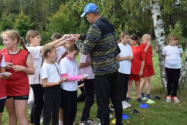 Uczniowie podstawówek zainaugurowali sportowy rok szkolny