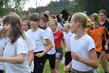 Uczniowie podstawówek zainaugurowali sportowy rok szkolny
