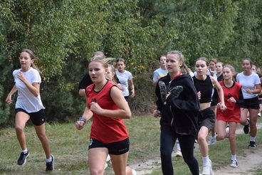 Uczniowie podstawówek zainaugurowali sportowy rok szkolny