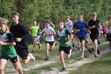 Uczniowie podstawówek zainaugurowali sportowy rok szkolny