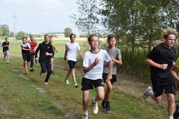 Uczniowie podstawówek zainaugurowali sportowy rok szkolny