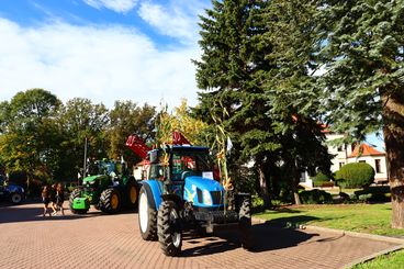 Dożynki Szkolno-Gminno-Parafialne w Lututowie za nami