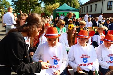 Dożynki Szkolno-Gminno-Parafialne w Lututowie za nami