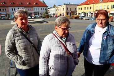 Trwa akcja profilaktyczna na placu Legionów – dotyczy m.in. nowotworów piersi