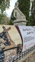 Na wieluńskim cmentarzu do 17:00 kwesta na rzecz ratowania zabytkowych pomników