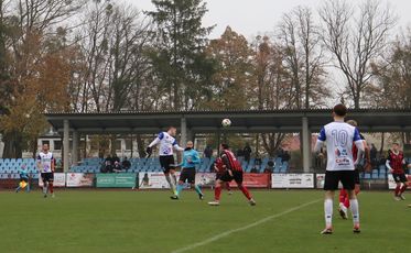 Warta ma powody do radości, smutne pożegnanie WKS-u 1957 z wieluńskim stadionem