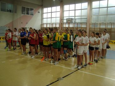 Uczennice szkoły w Białej najlepsze w unihokeju