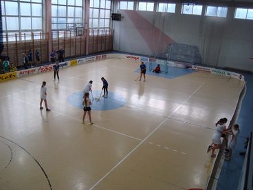 Uczennice szkoły w Białej najlepsze w unihokeju