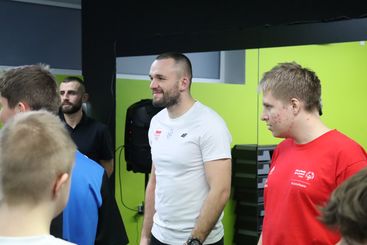 Wyjątkowy trening uczniów Zespołu Szkół Specjalnych. Nie zabrakło aktywności i uśmiechu