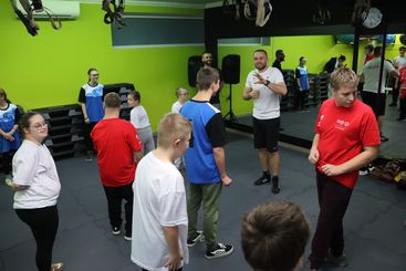 Wyjątkowy trening uczniów Zespołu Szkół Specjalnych. Nie zabrakło aktywności i uśmiechu