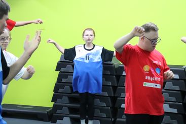 Wyjątkowy trening uczniów Zespołu Szkół Specjalnych. Nie zabrakło aktywności i uśmiechu