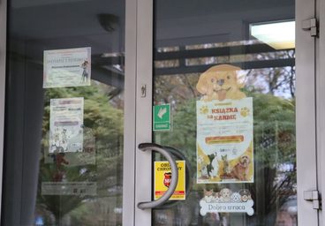 Akcja „Książka za karmę” w Miejskiej Bibliotece w Wieluniu
