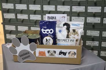 Akcja „Książka za karmę” w Miejskiej Bibliotece w Wieluniu