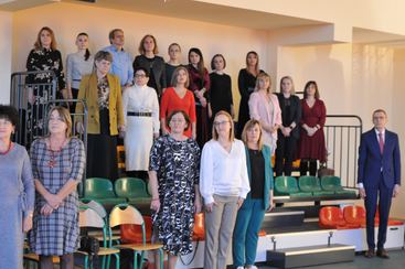 W Skomlinie świętowano 50-lecie obecnego budynku szkoły i nadania jej imienia Komisji Edukacji Narodowej. Otwarto też nową salę sportową!