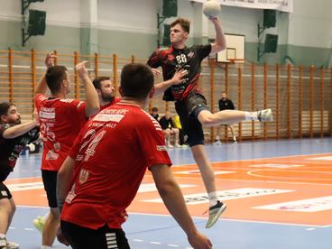 MKS odrobił połowę strat, ale przegrał czwarty raz z rzędu
