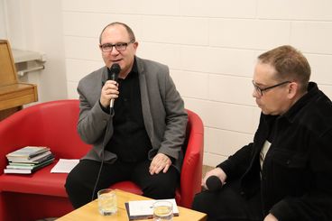 Maciej Bieszczad gościem spotkania w Powiatowej Bibliotece Publicznej w Wieluniu 