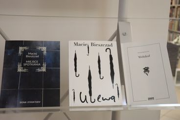Maciej Bieszczad gościem spotkania w Powiatowej Bibliotece Publicznej w Wieluniu 