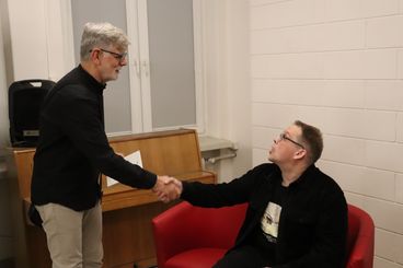 Maciej Bieszczad gościem spotkania w Powiatowej Bibliotece Publicznej w Wieluniu 