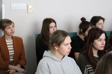 Małżeństwo pisarzy Zuzanna i Mateusz Dydynowie gościli w Bibliotece Miejskiej w Wieluniu