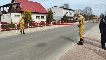 W sobotę oficjalnie otwarto wyremontowaną drogę w Wiktorowie, w gminie Biała – mieszkańcy zabiegali o tę inwestycję od wielu lat