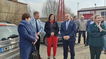 W sobotę oficjalnie otwarto wyremontowaną drogę w Wiktorowie, w gminie Biała – mieszkańcy zabiegali o tę inwestycję od wielu lat
