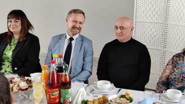 W sobotę oficjalnie otwarto wyremontowaną drogę w Wiktorowie, w gminie Biała – mieszkańcy zabiegali o tę inwestycję od wielu lat