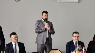 W sobotę oficjalnie otwarto wyremontowaną drogę w Wiktorowie, w gminie Biała – mieszkańcy zabiegali o tę inwestycję od wielu lat