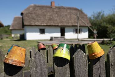 Nie masz pomysłu na weekend? Skansen w Kwiatkówku i grodzisko zapraszają do zwiedzania