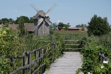 Nie masz pomysłu na weekend? Skansen w Kwiatkówku i grodzisko zapraszają do zwiedzania