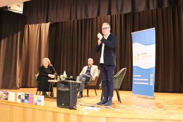 Szabłowski i Szczygieł – dwaj reportażyści spotkali się z czytelnikami w bibliotece w Sokolnikach