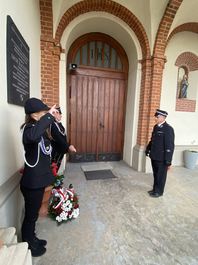 Obchody 85. rocznicy zbrodni katyńskiej w Lututowie