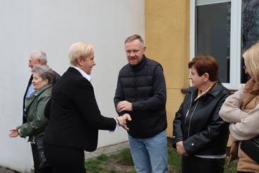 Ośrodek w Gromadzicach będzie miał piękny mural. Właśnie powstaje!