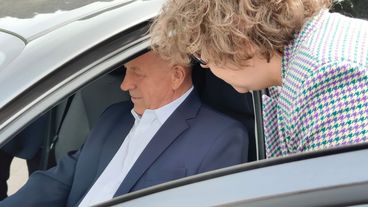 Założyli lokatę i wygrali samochód! W Rejonowym Banku Spółdzielczym w Lututowie rozdano nagrody klientom