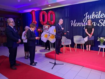 Jubileusz 100. urodzin Henryka Strózika. Uroczystość odbyła się w wieluńskim „Długoszu”